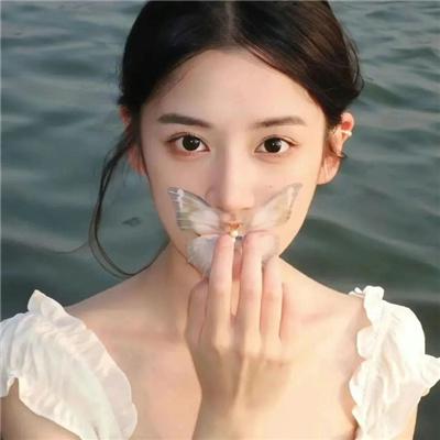 啊张嘴天道又追着福宝喂饭了